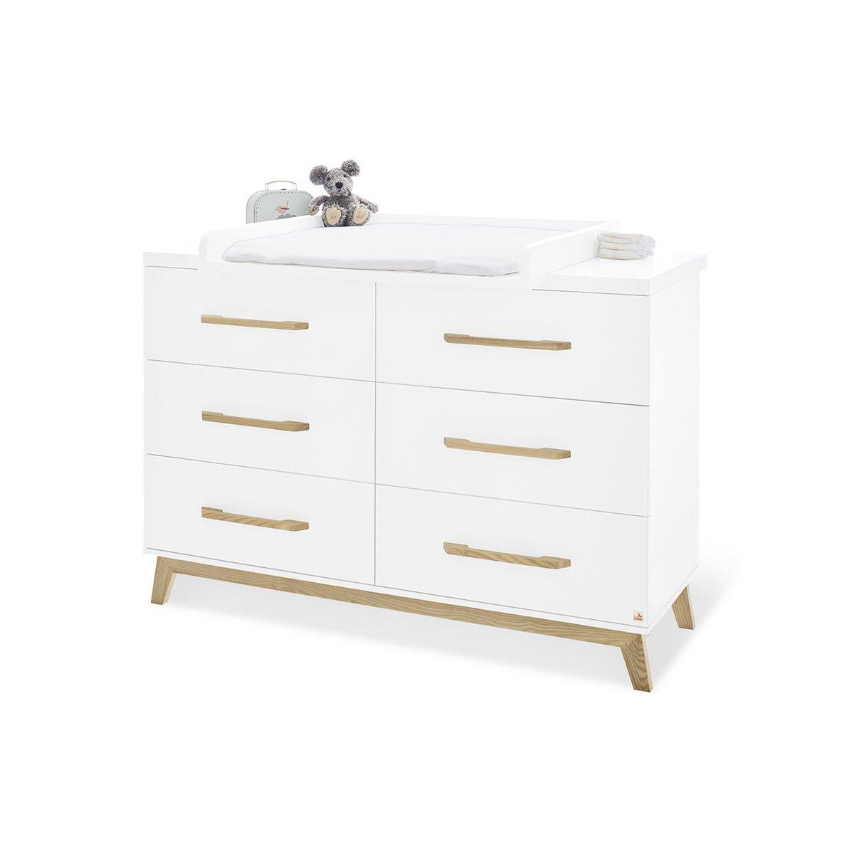 Babykamer combinatie Hilda & Riva: ledikant, brede commode, 2-deurs kledingkast - FamilyStuff