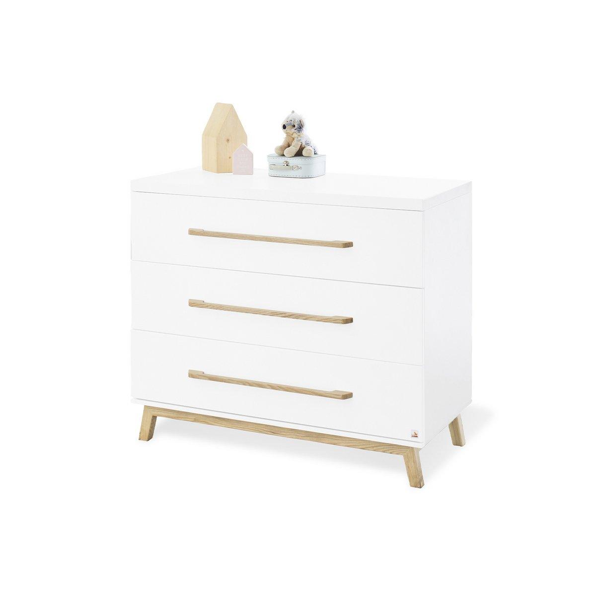 Babykamer combinatie Hilda & Riva: ledikant, commode, 2-deurs kledingkast - FamilyStuff