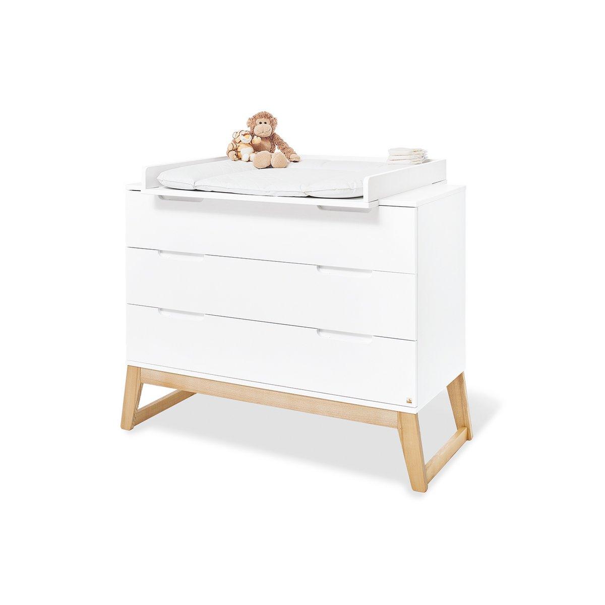 Babykamerset Bridge: ledikant, commode, 2-deurs kledingkast en wandplank - FamilyStuff