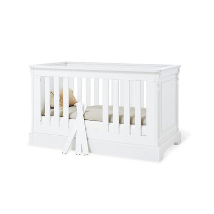 Babykamerset Emilia: ledikant, brede commode en 2-deurs kledingkast - FamilyStuff