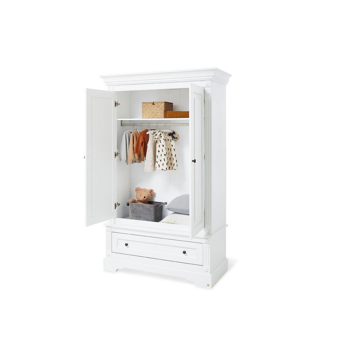 Babykamerset Emilia: ledikant, brede commode en 2-deurs kledingkast - FamilyStuff